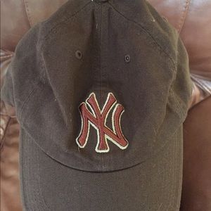 New York Yankees hat